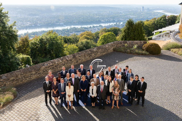 Gesamtdelegation des G7 Roundtable (Quelle: bundesfoto/Völkner) Gesamtdelegation des G7 Roundtable