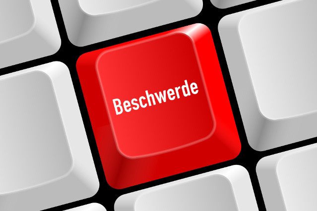 verweist auf: Ihre Datenschutzbeschwerde (Quelle: ©LaCatrina - stock.adobe.com) auf einer Tastatur ist eine Taste mit Beschwerde beschriftet (verweist auf: Ihre Datenschutzbeschwerde)