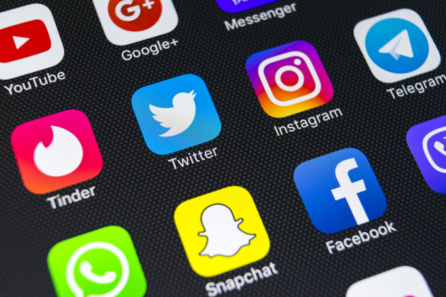 es sind verschiedene Apps von Messenger Diensten abgebildet (Quelle: ©Aleksei - stock.adobe.com) es sind verschiedene Apps von Messenger Diensten abgebildet