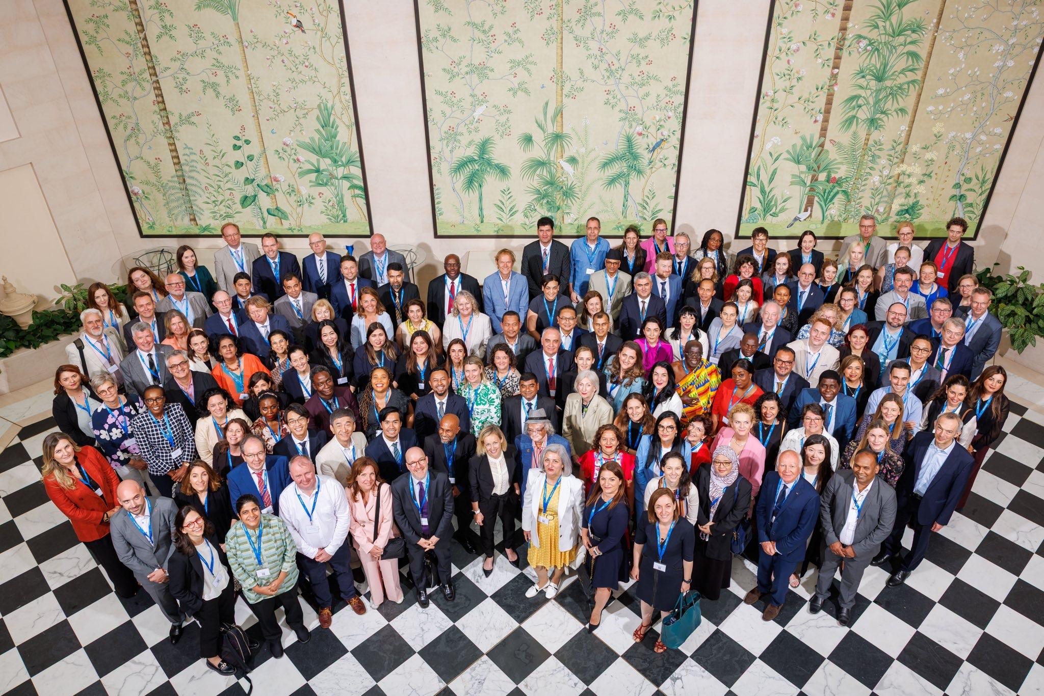 verweist auf: Europäisches Transparenz-Netzwerk gegründet - BfDI übernimmt Vorsitz von ENTRI (Quelle: bundesfoto/bernd lammel ) Gruppenfoto ICIC 2025 (verweist auf: Europäisches Transparenz-Netzwerk gegründet - BfDI übernimmt Vorsitz von ENTRI)
